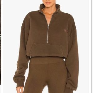 SET Active Quarter Zip